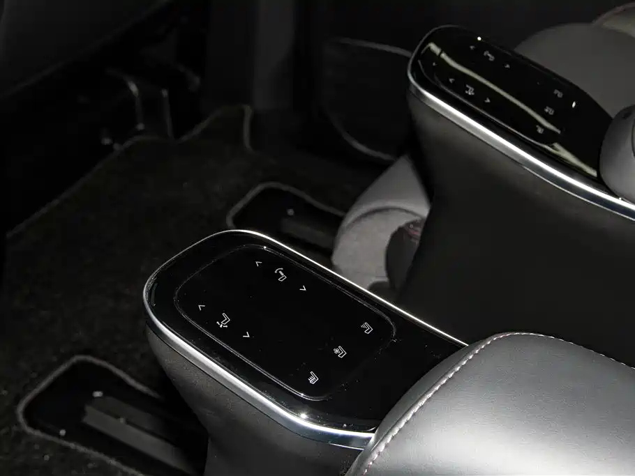 TRUMPCHI M8 2024