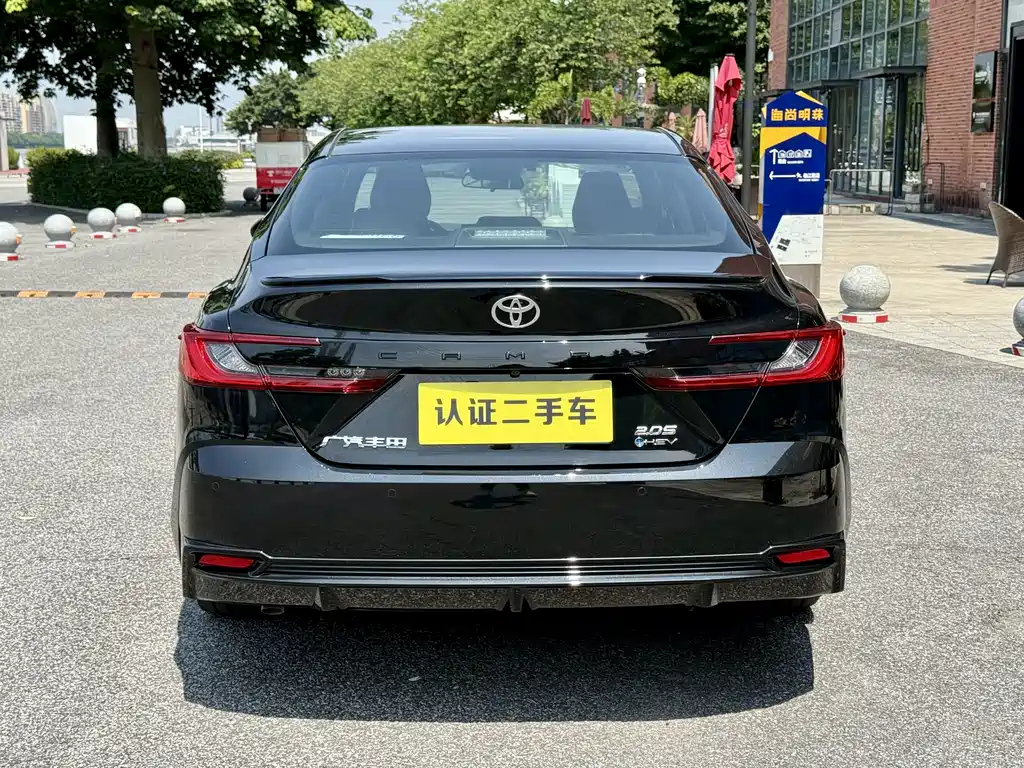 TOYOTA CAMRY 2024