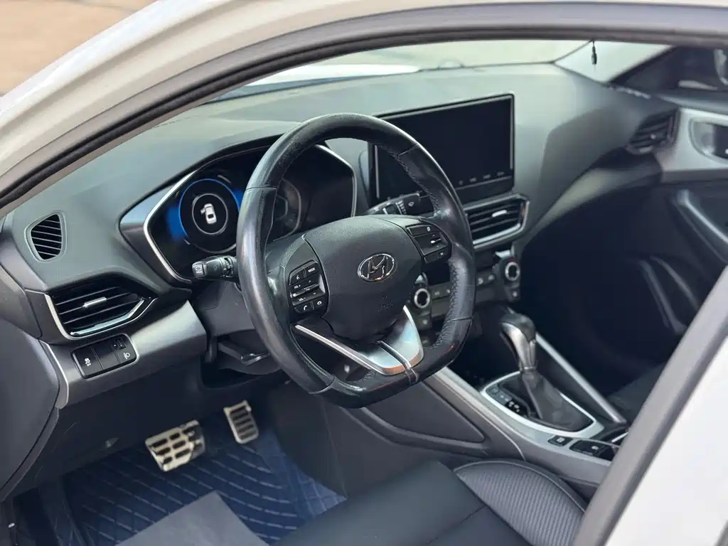 HYUNDAI LAFESTA 2019
