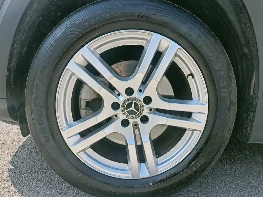 MERCEDES BENZ GLB 2022