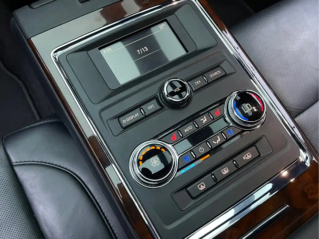 LINCOLN CONTINENTAL 2017