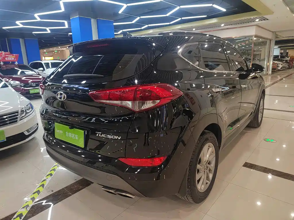 HYUNDAI TUCSON 2016