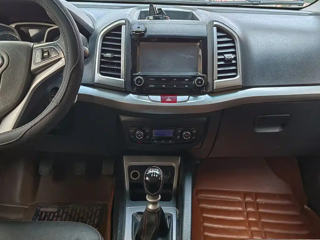 JAC REFINE S3 2015