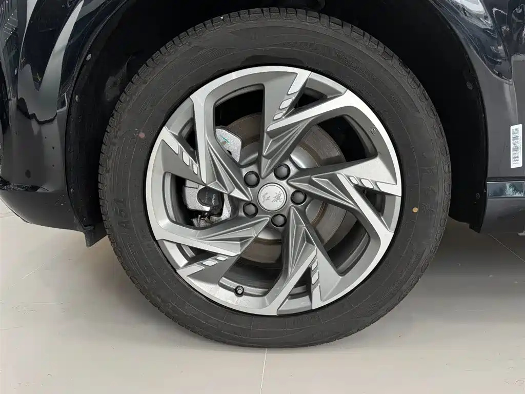 HONGQI HS3 PHEV 2024