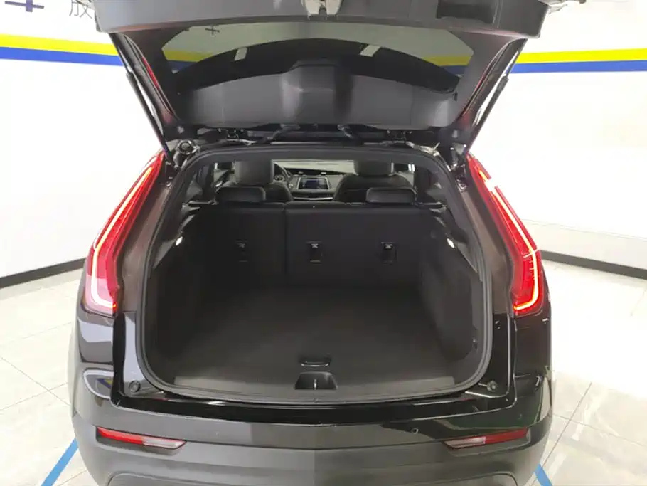 CADILLAC XT4 2022