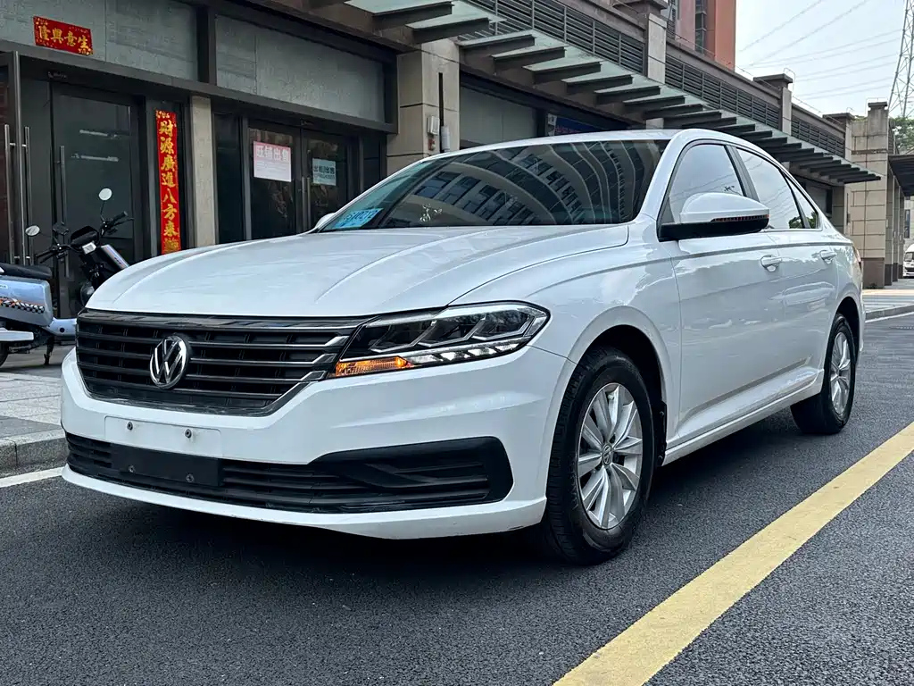VOLKSWAGEN LAVIDA 2021