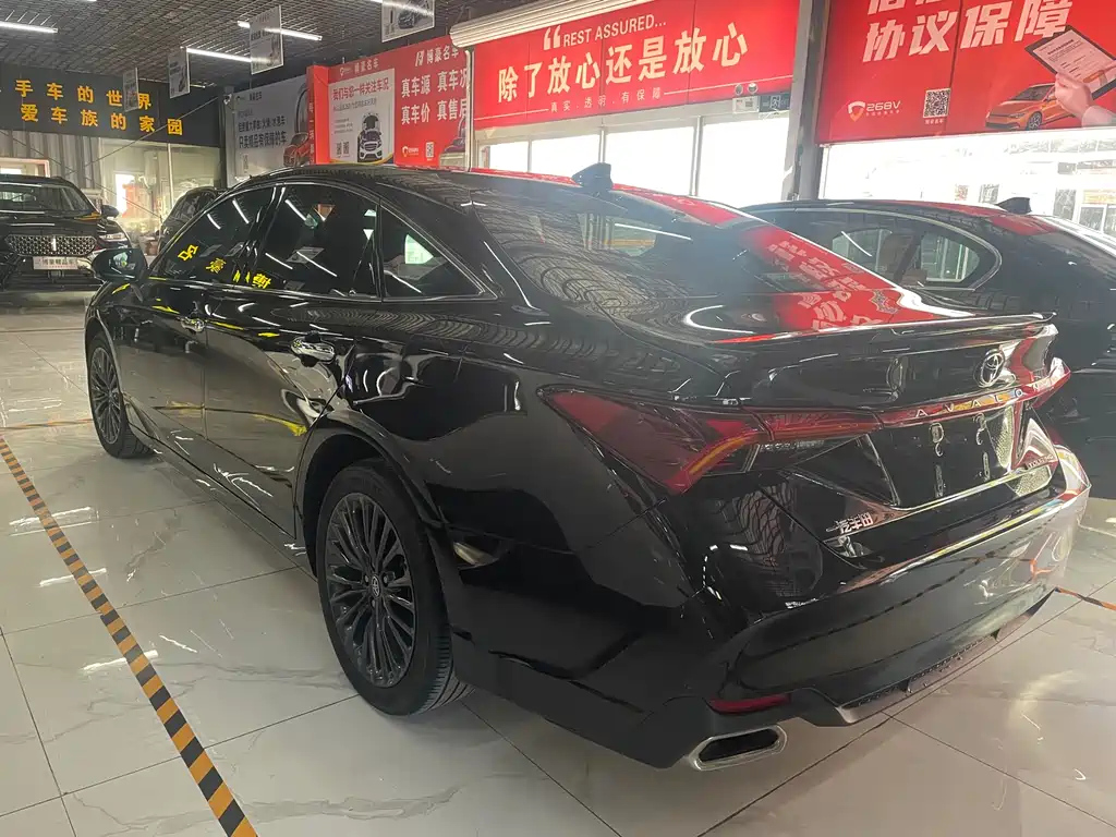 TOYOTA AVALON 2021