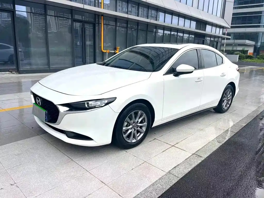 MAZDA 3 AXELA 2021