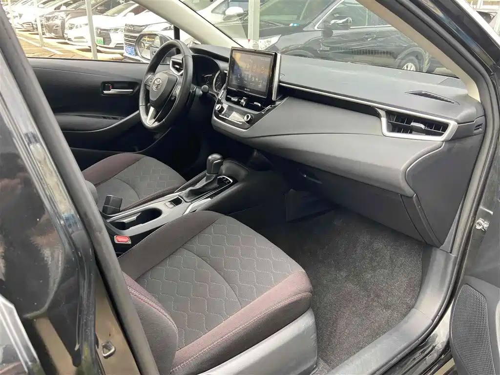 TOYOTA COROLLA 2020
