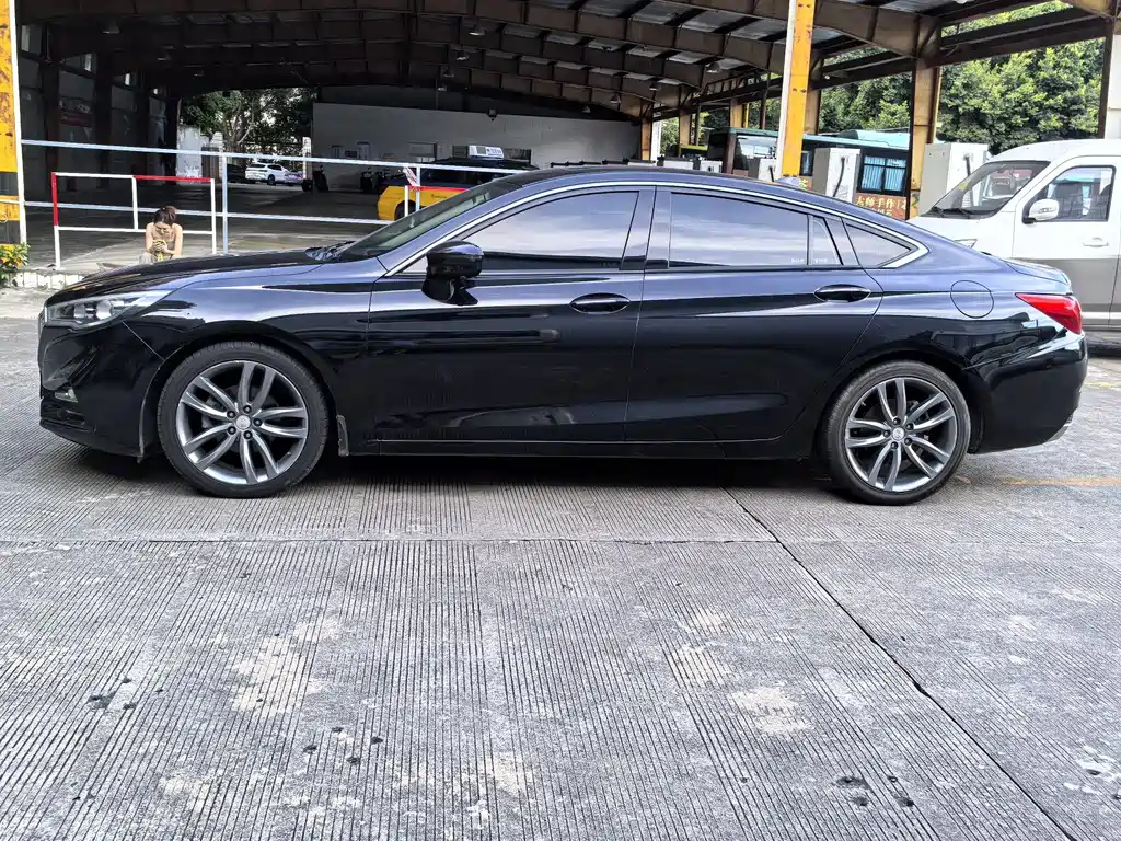 HONGQI H5 2018