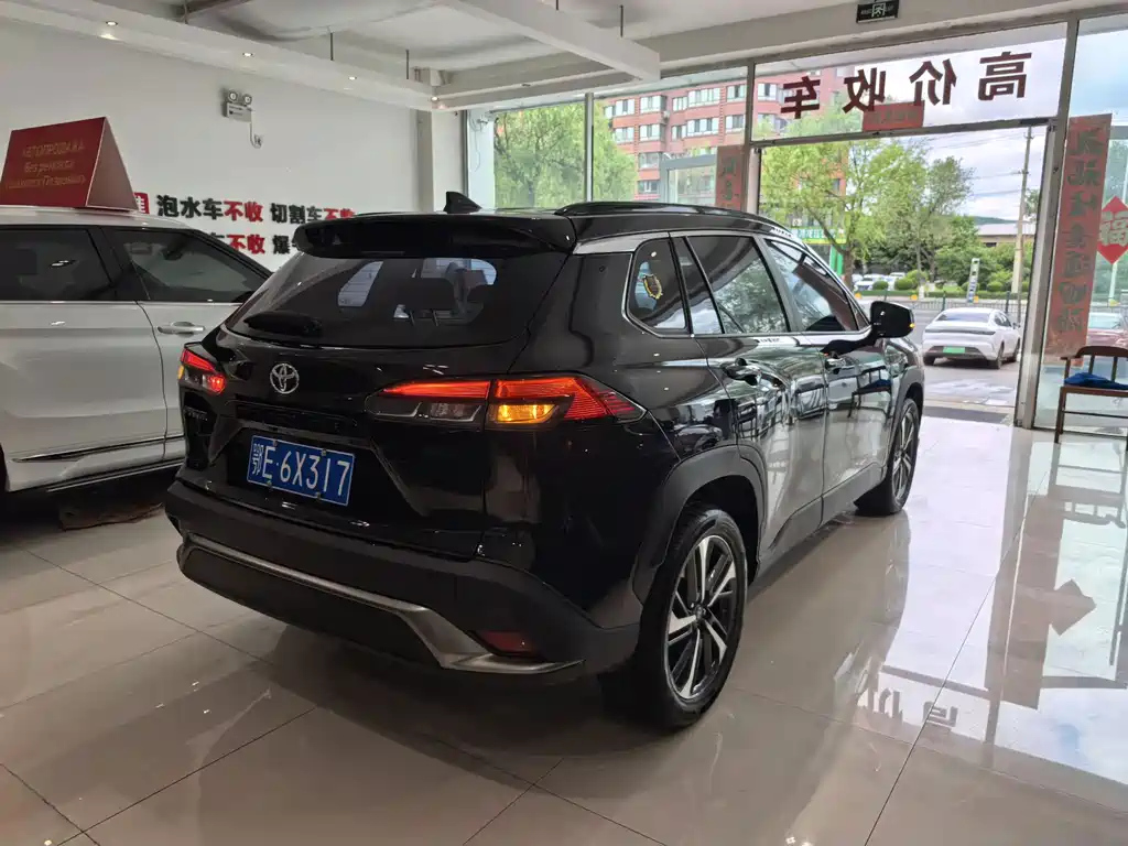 TOYOTA FRONTLANDER 2022