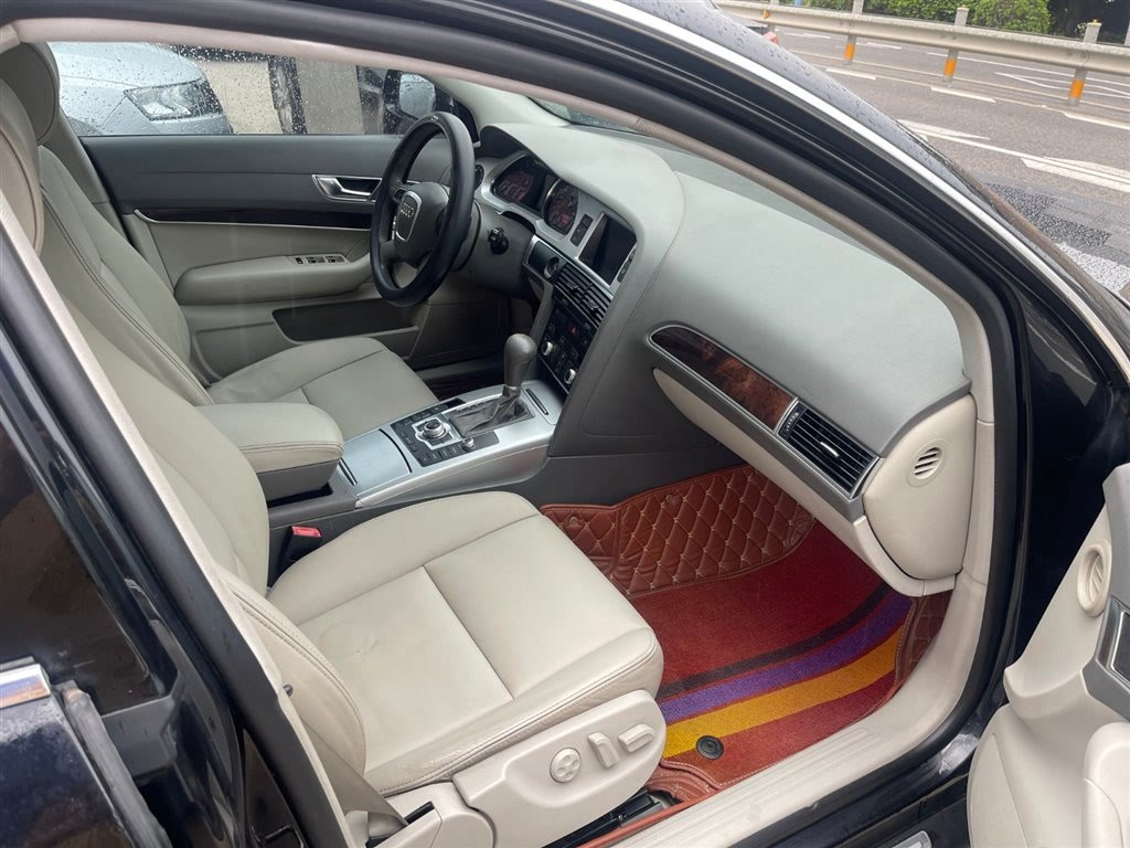 AUDI A6L 2010