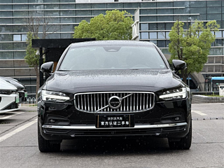 Заказать VOLVO S90
