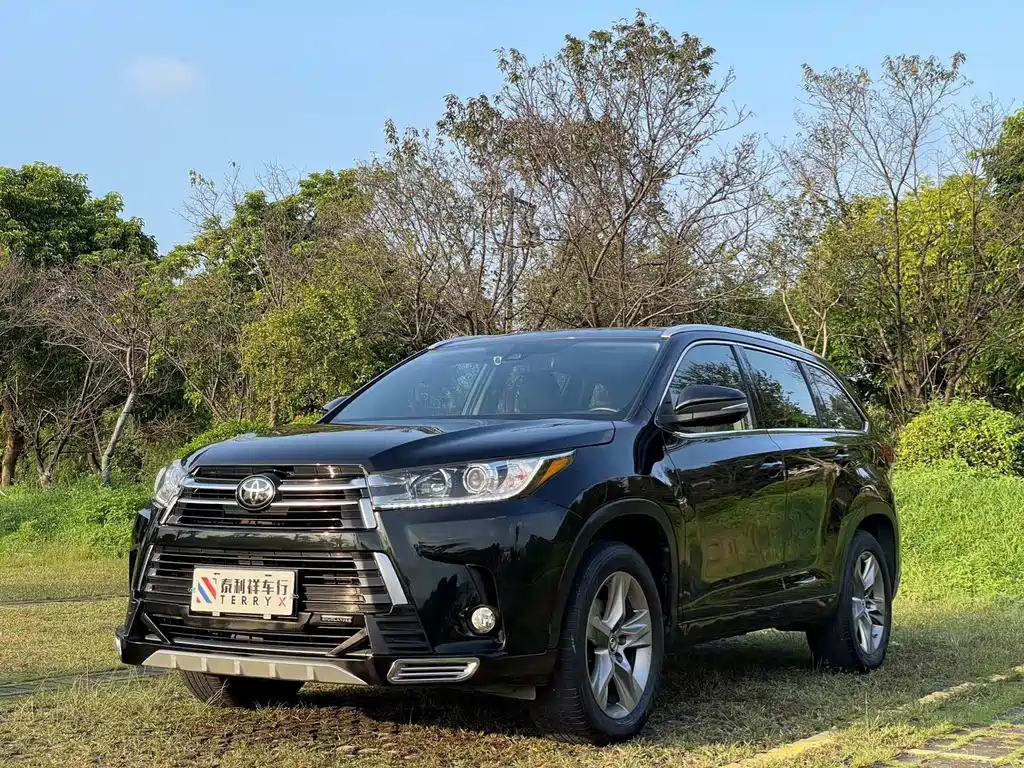 TOYOTA HIGHLANDER 2020