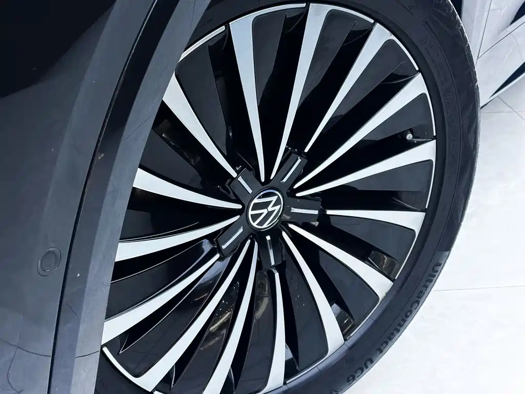 VOLKSWAGEN VILORAN 2020