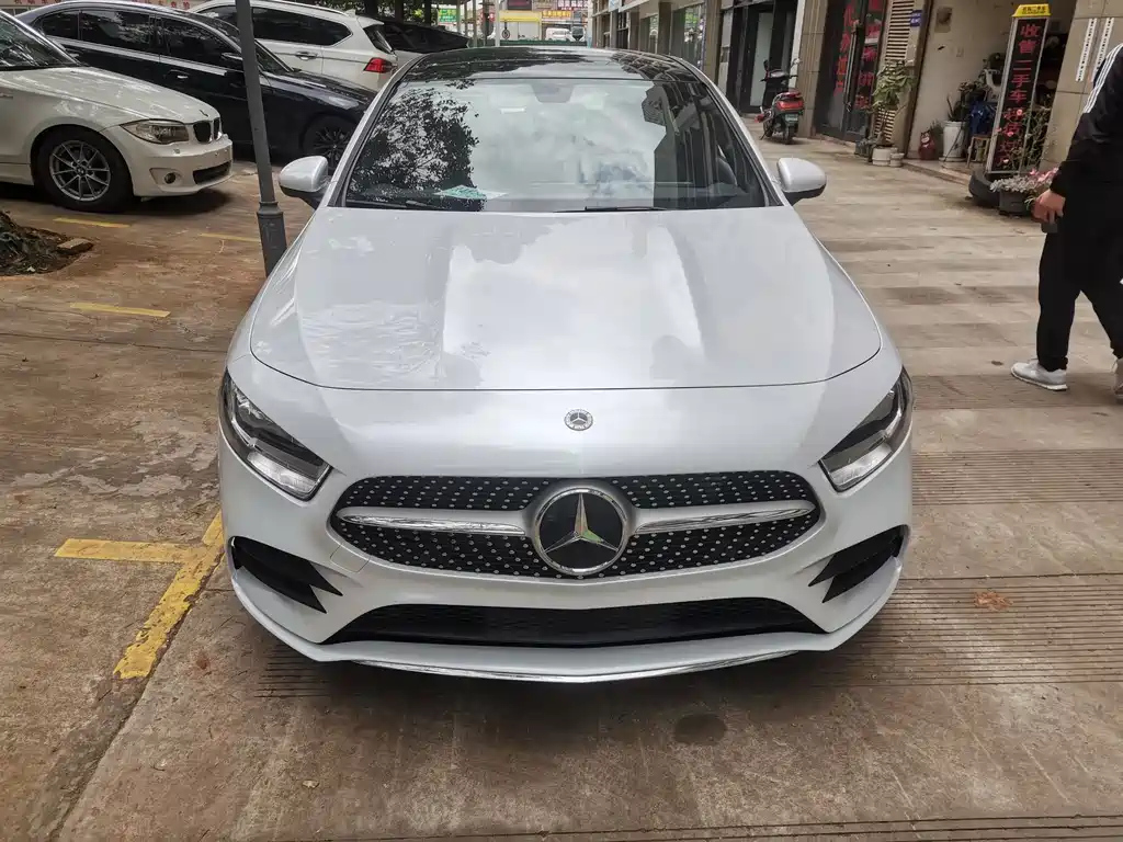 MERCEDES BENZ A-CLASS 2019