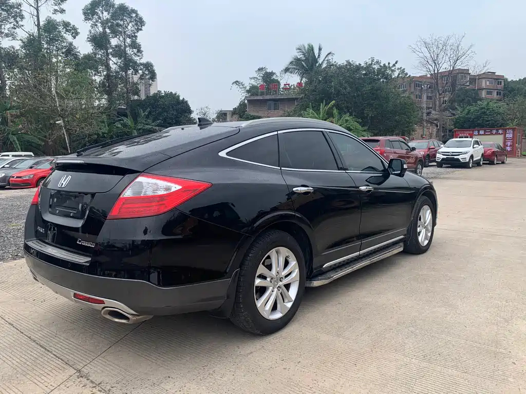 HONDA CROSSTOUR 2014