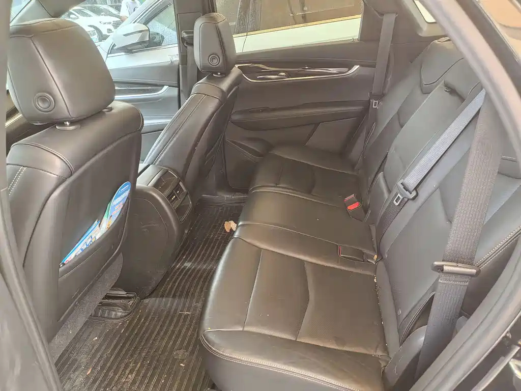 CADILLAC XT5 2020