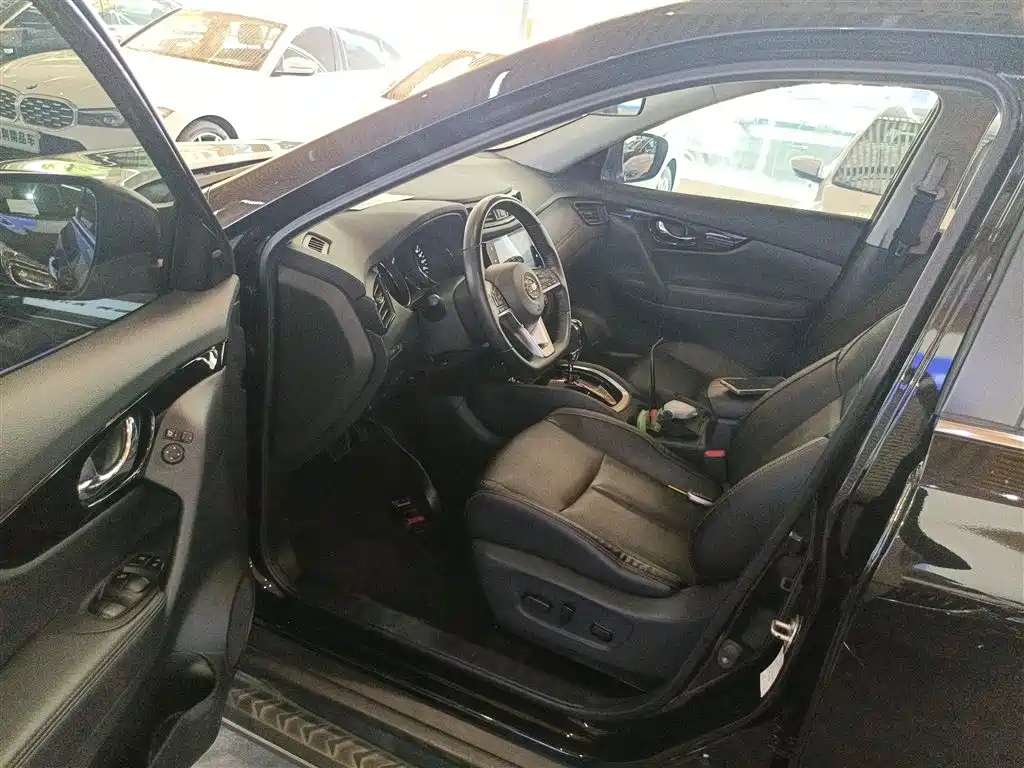 NISSAN X-TRAIL 2021