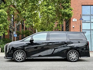 Заказать TRUMPCHI E9