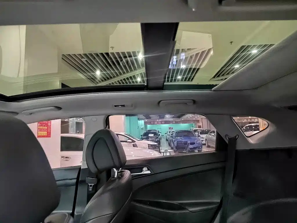 HYUNDAI TUCSON 2016