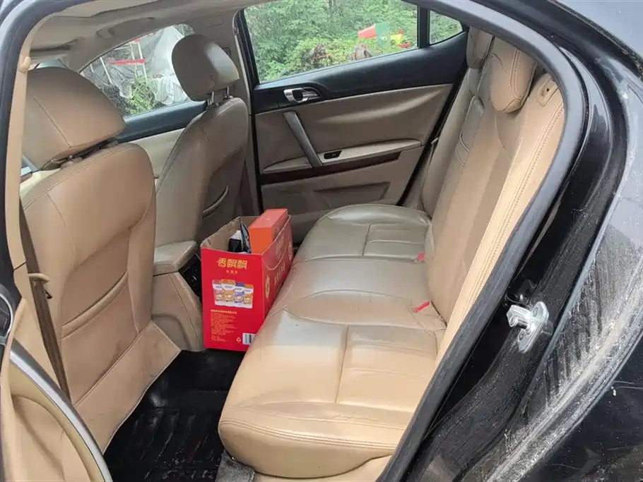 ROEWE 550 2013