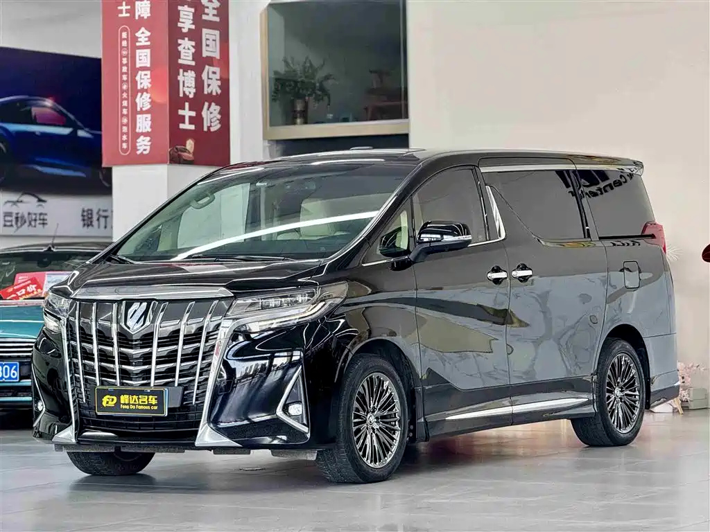 TOYOTA ALPHARD 2018