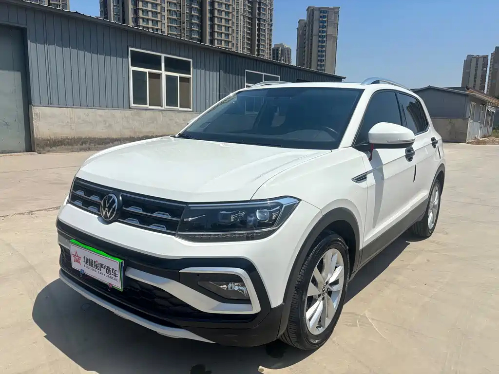 VOLKSWAGEN T-CROSS 2020