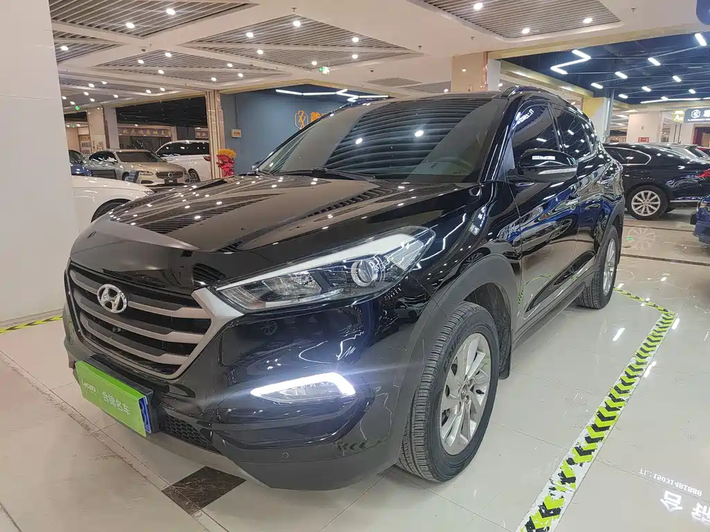 HYUNDAI TUCSON 2016