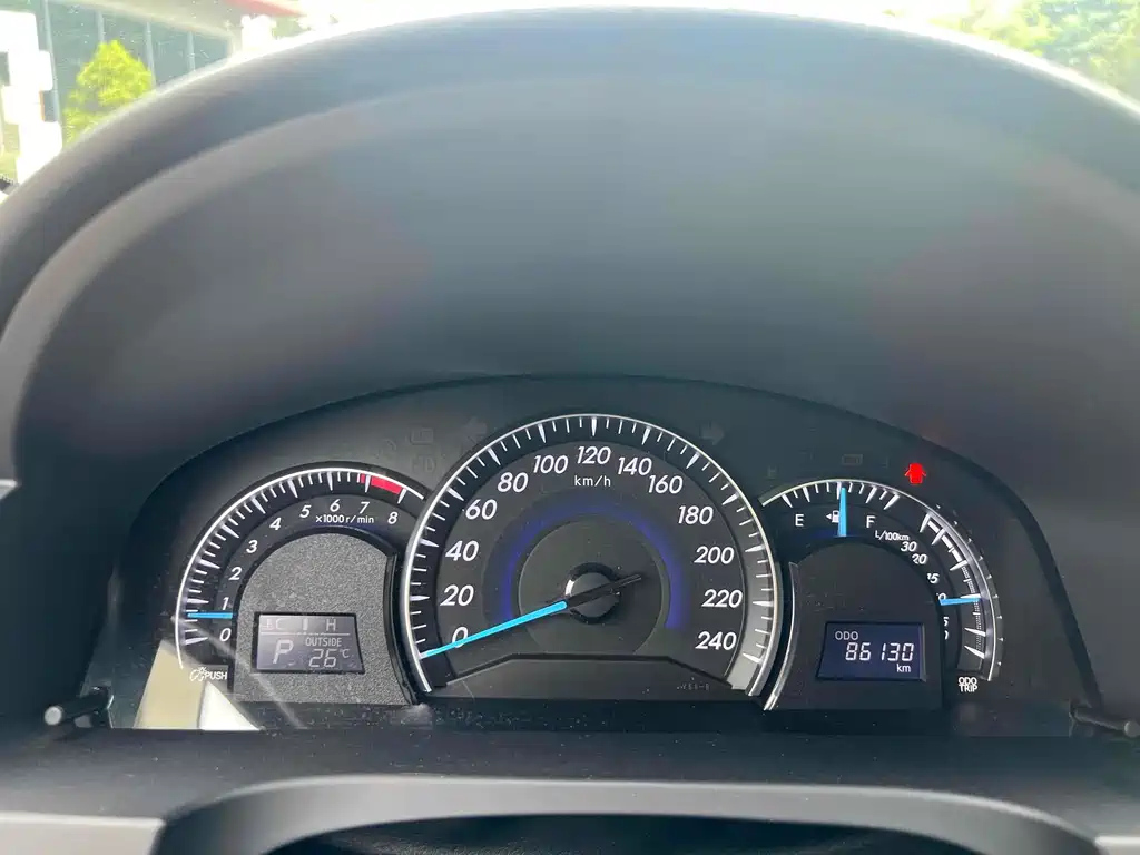 TOYOTA CAMRY 2016