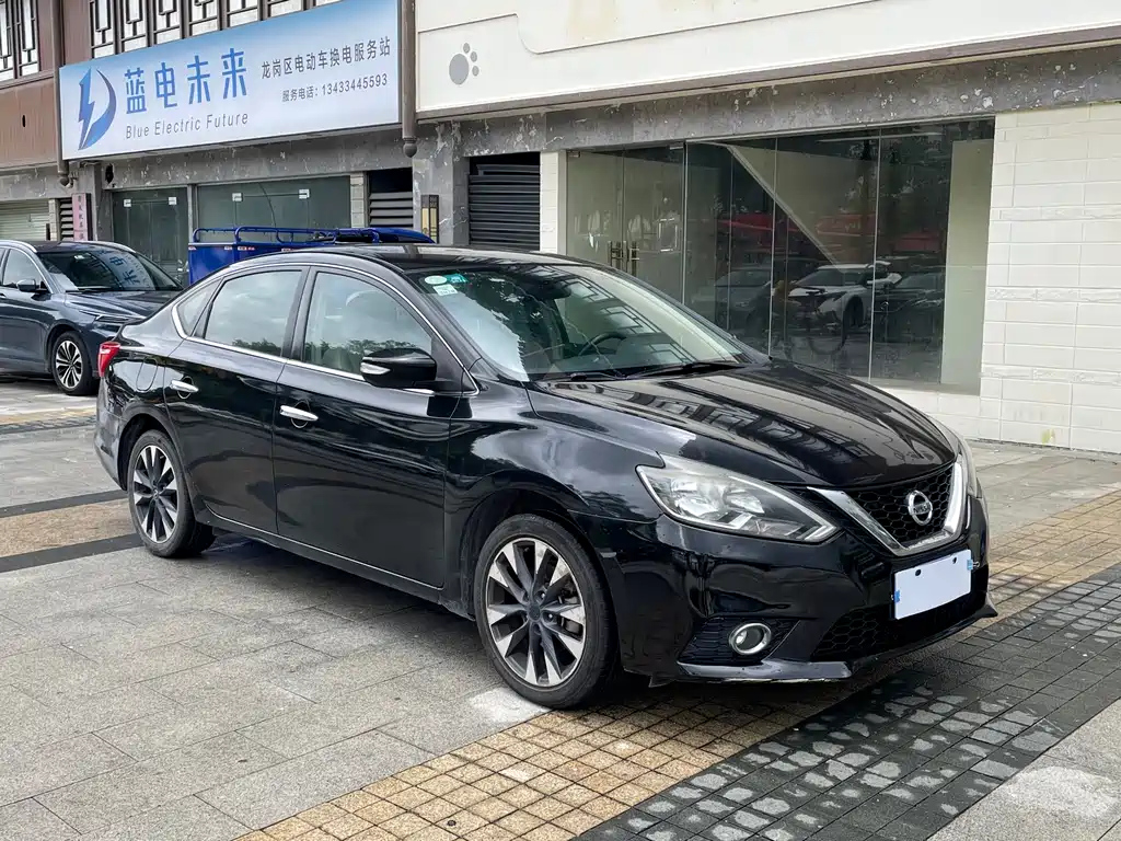 NISSAN SYLPHY 2018