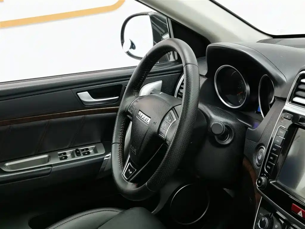 HAVAL H6 2015