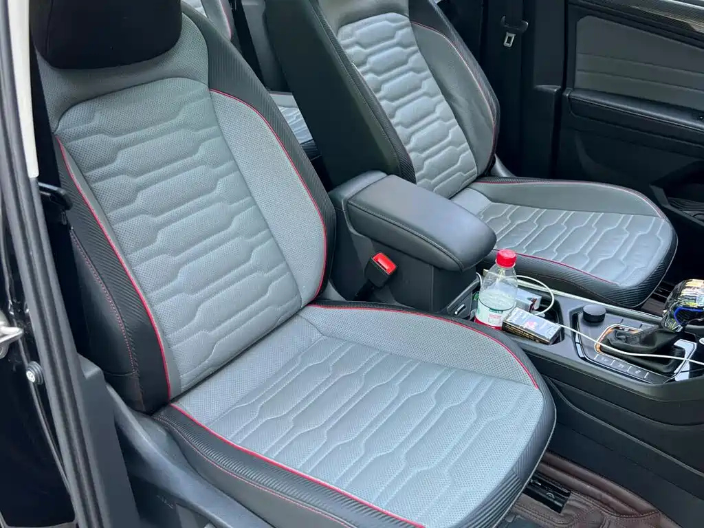 VOLKSWAGEN TIGUAN L 2023