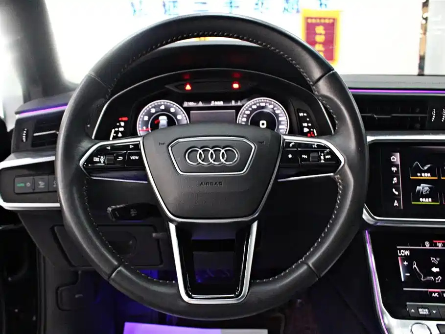 AUDI A6L 2020