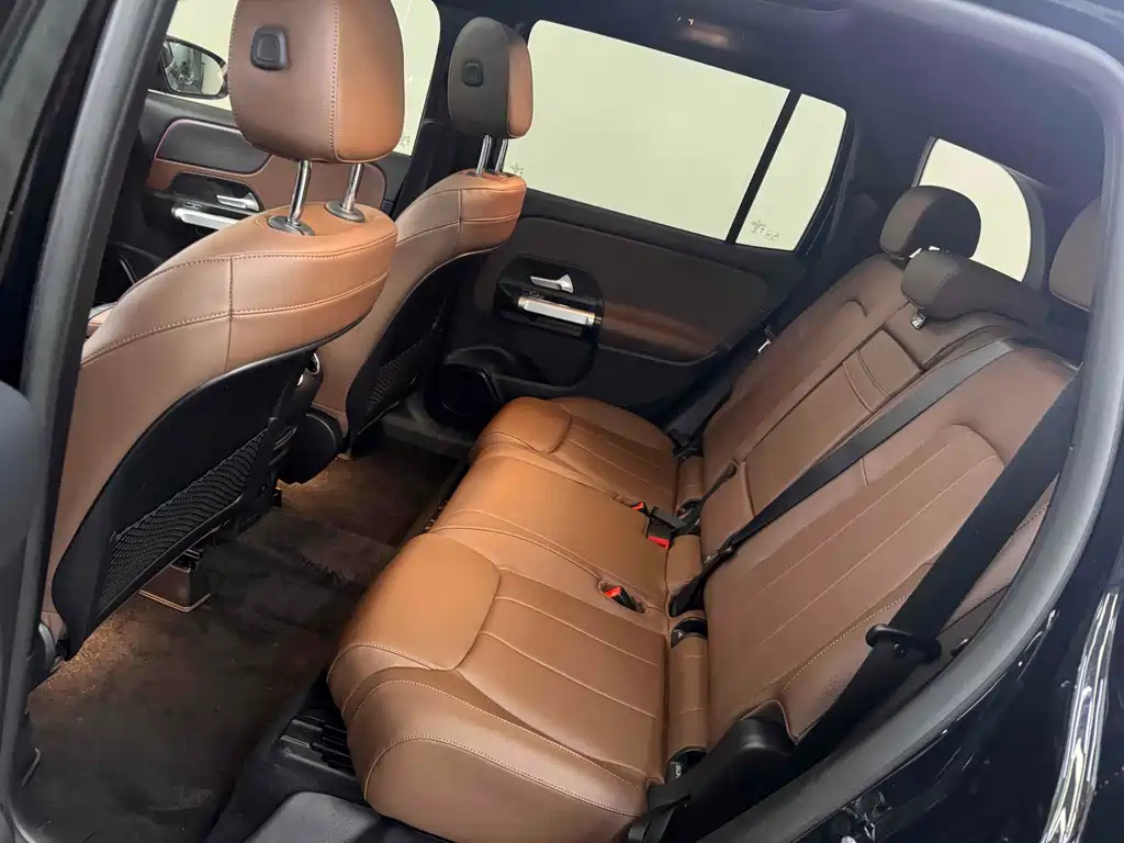 MERCEDES BENZ GLB 2021