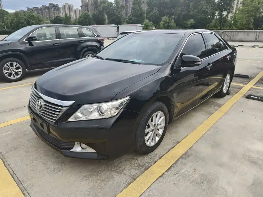 TOYOTA CAMRY 2012