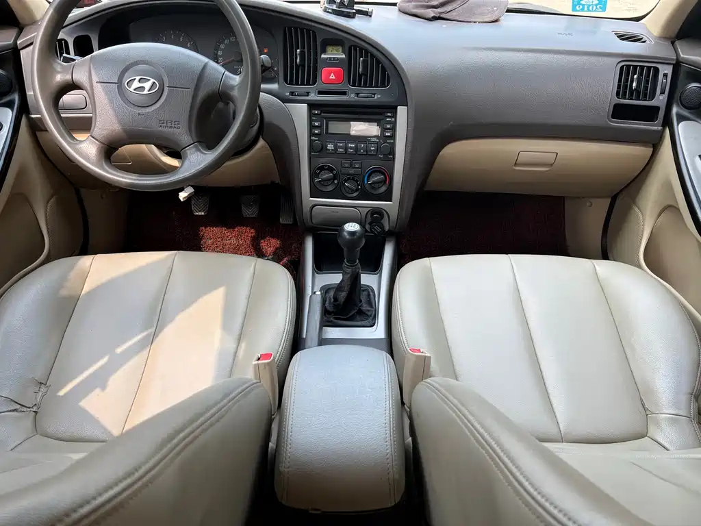 HYUNDAI ELANTRA 2010