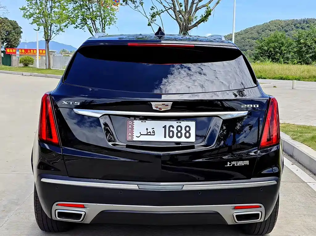 CADILLAC XT5 2021