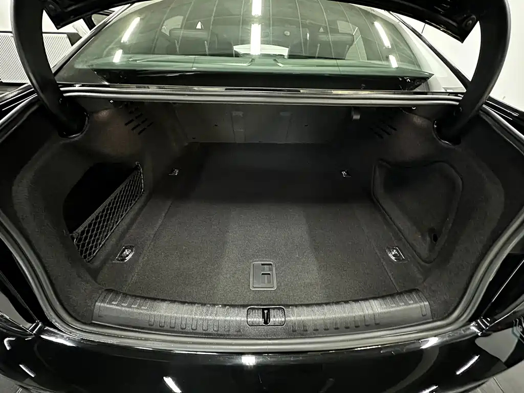 AUDI A6L 2020