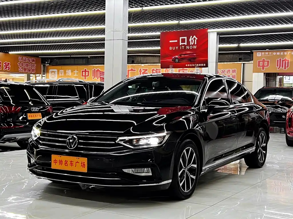 VOLKSWAGEN MAGOTAN 2021