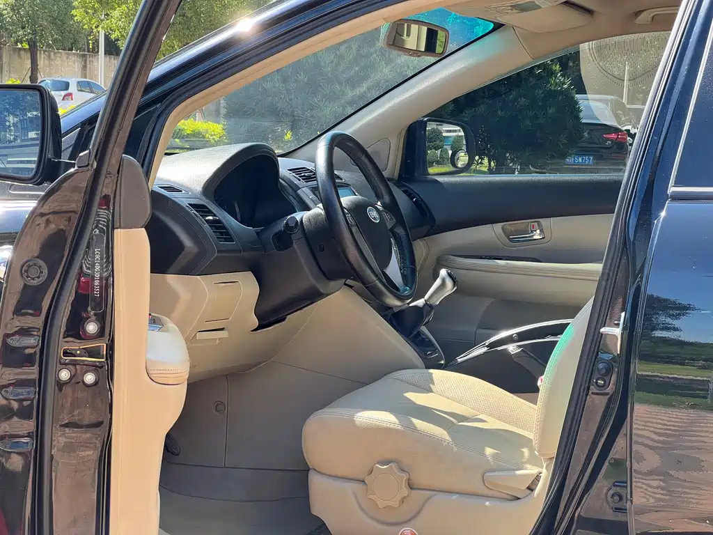 BYD S6 2013