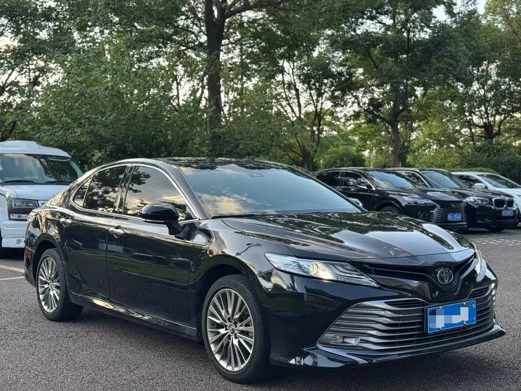 TOYOTA CAMRY 2018