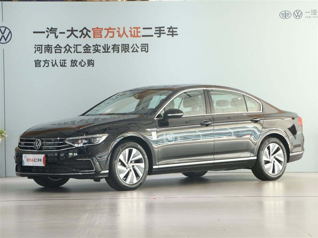 VOLKSWAGEN MAGOTAN GTE PLUG IN HYBRID