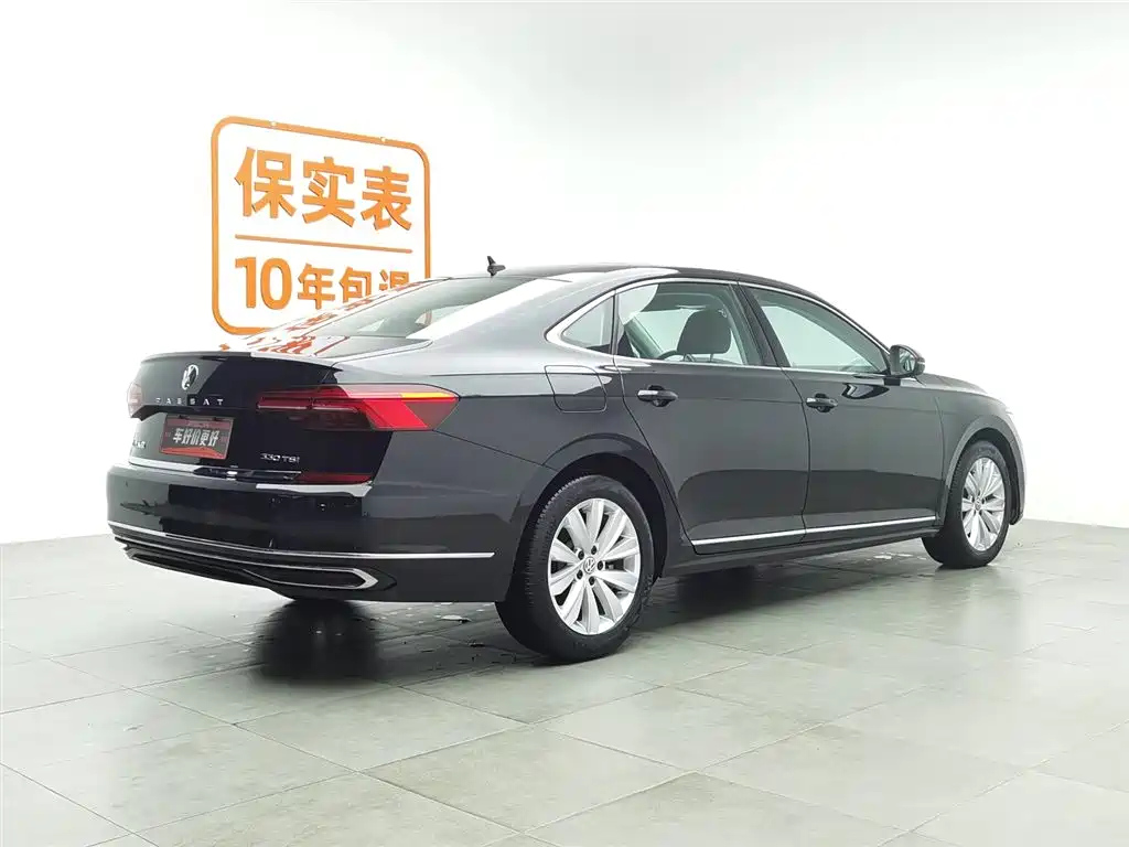 VOLKSWAGEN PASSAT 2019