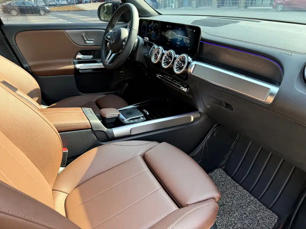 MERCEDES BENZ GLB 2022