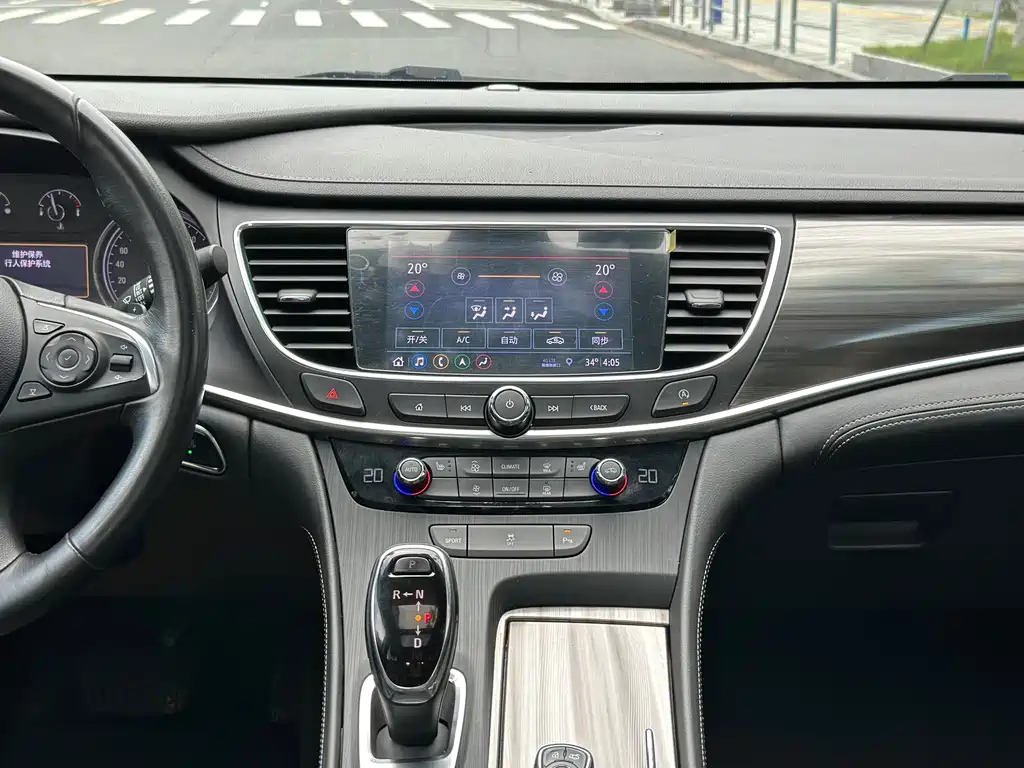 BUICK LACROSSE 2019
