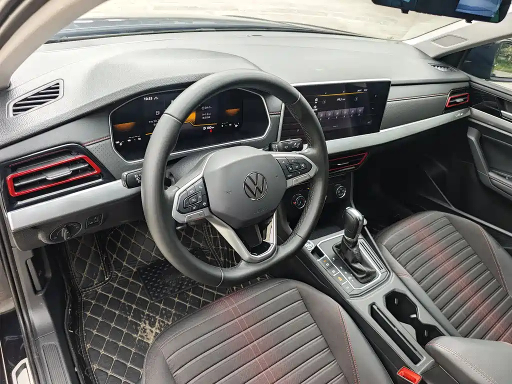 VOLKSWAGEN LAVIDA 2023
