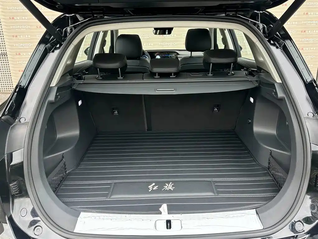 HONGQI HS5 2023