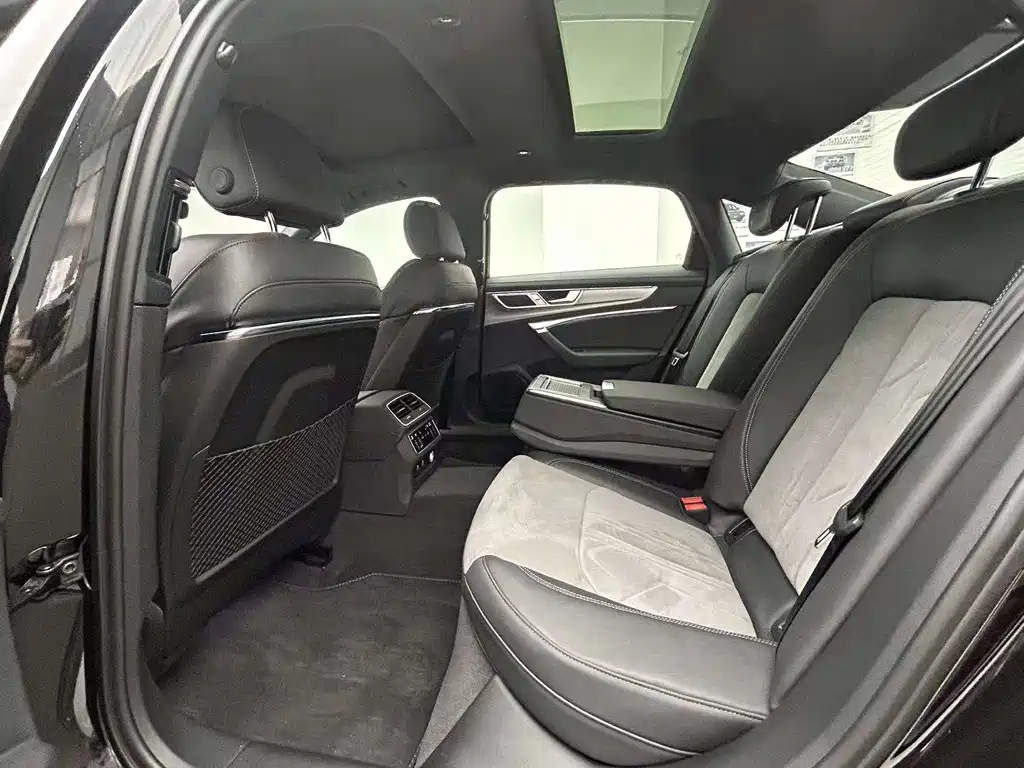 AUDI A6L 2024