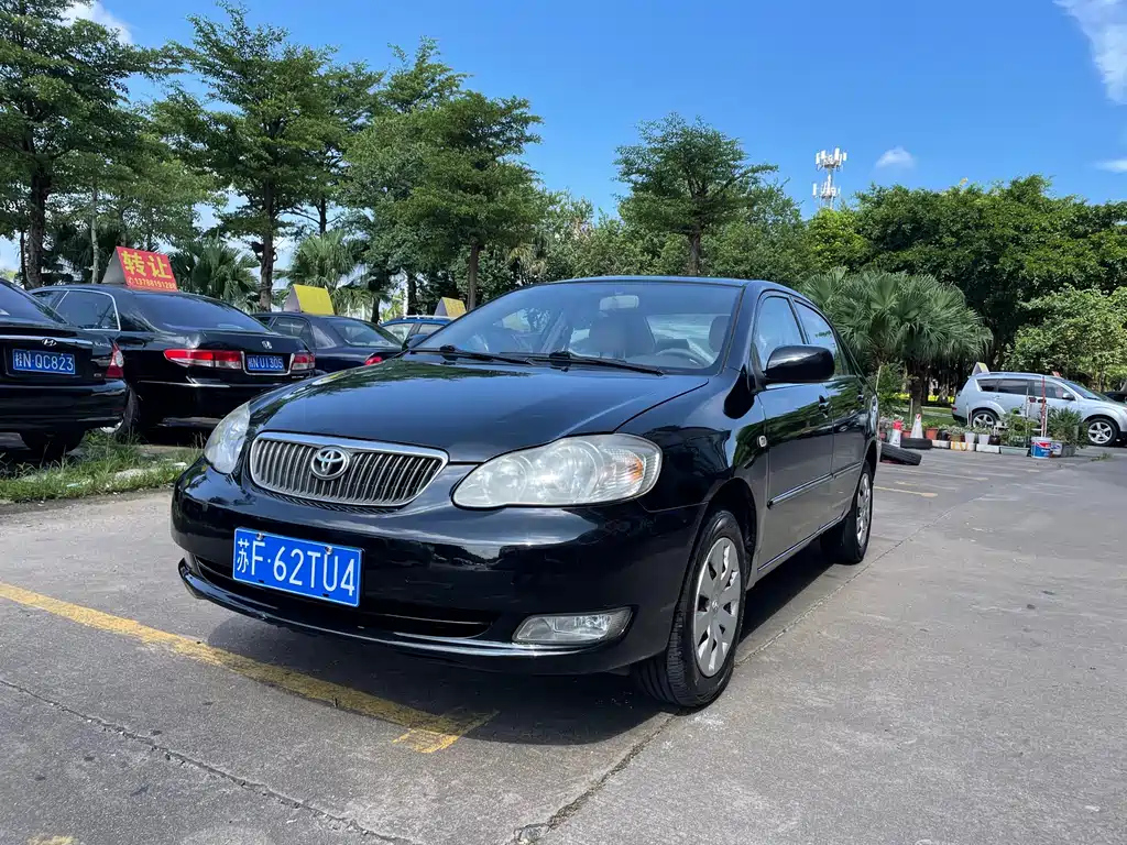 TOYOTA COROLLA 2010